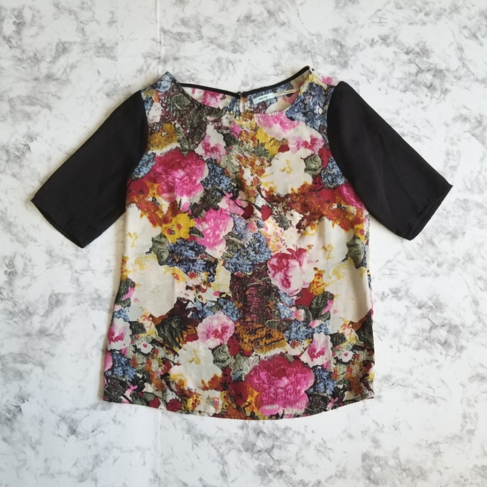 Urban Outfitter Kimchi Blue Floral Print Blouse Sz S